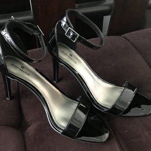 BRAND NEW Worthington Heels